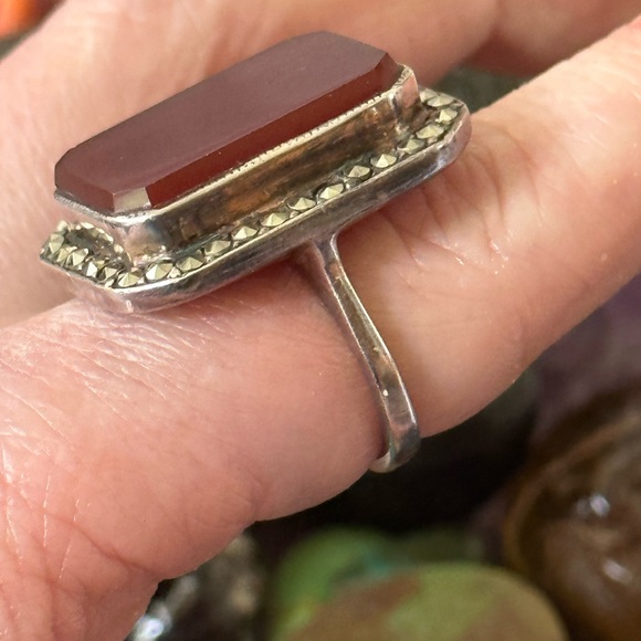 Vintage carnelian sterlingsilver statement ring - Picture 6 of 8